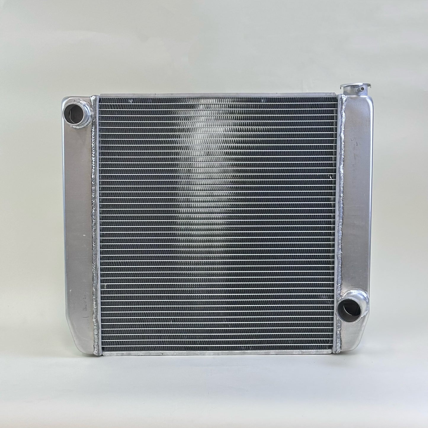 G166 Aluminum Universal Radiator Chevy 22x19 Single