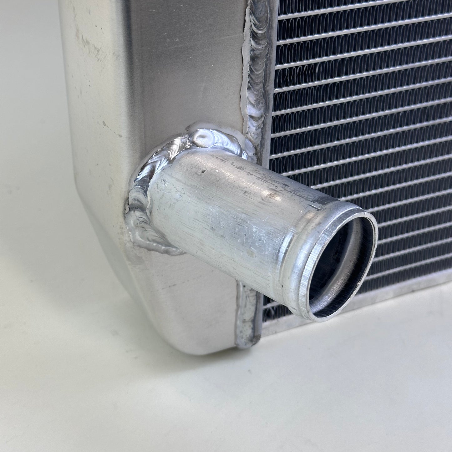 G176 Aluminum Universal Radiator Ford 22x19 Double