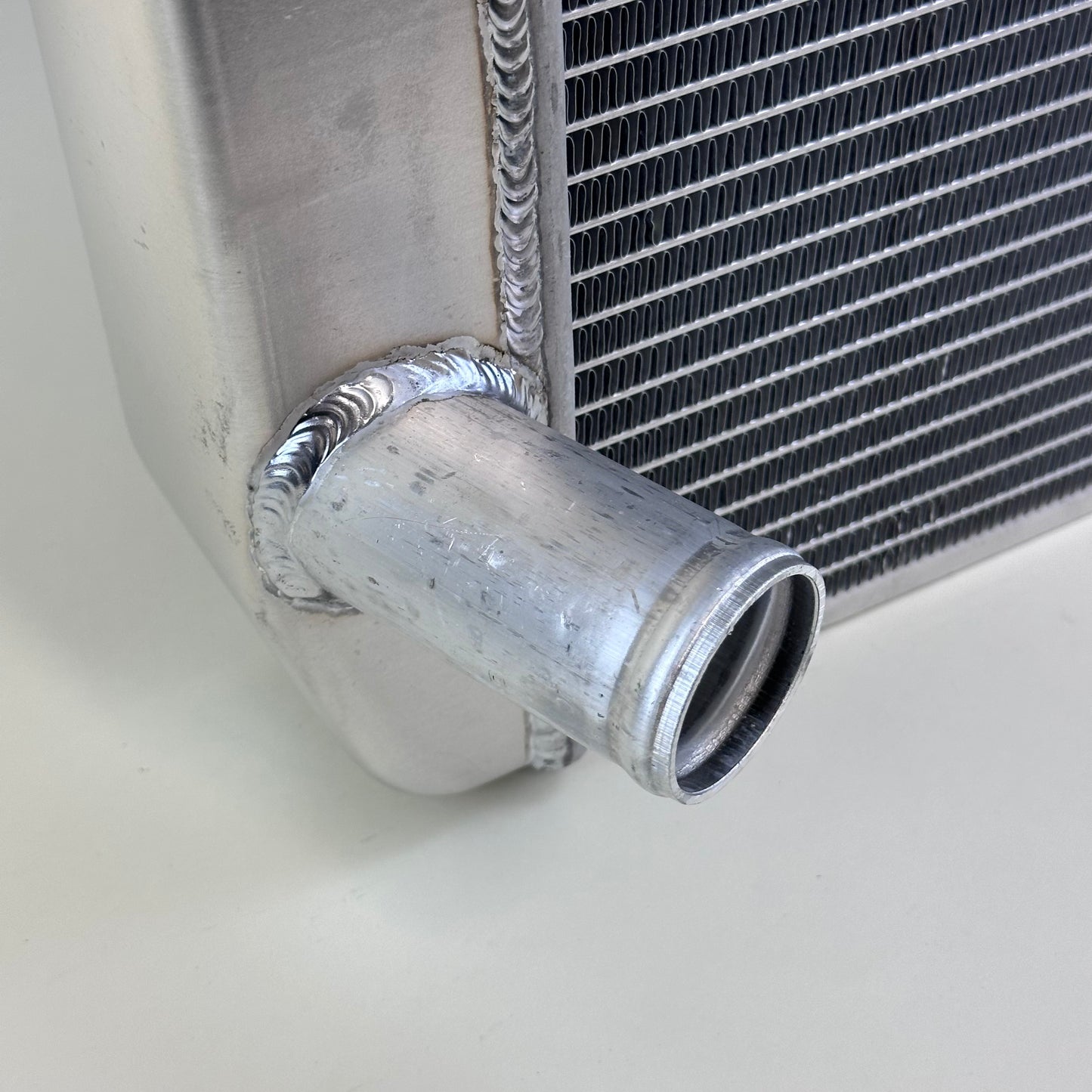 G163 Aluminum Universal Radiator Ford 28x19 Double