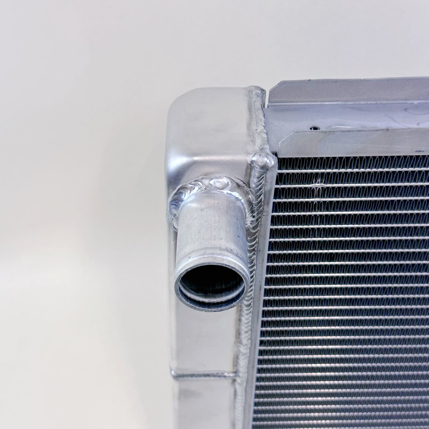G291 Aluminum Racing Radiator Chevy 26x16x3 Single