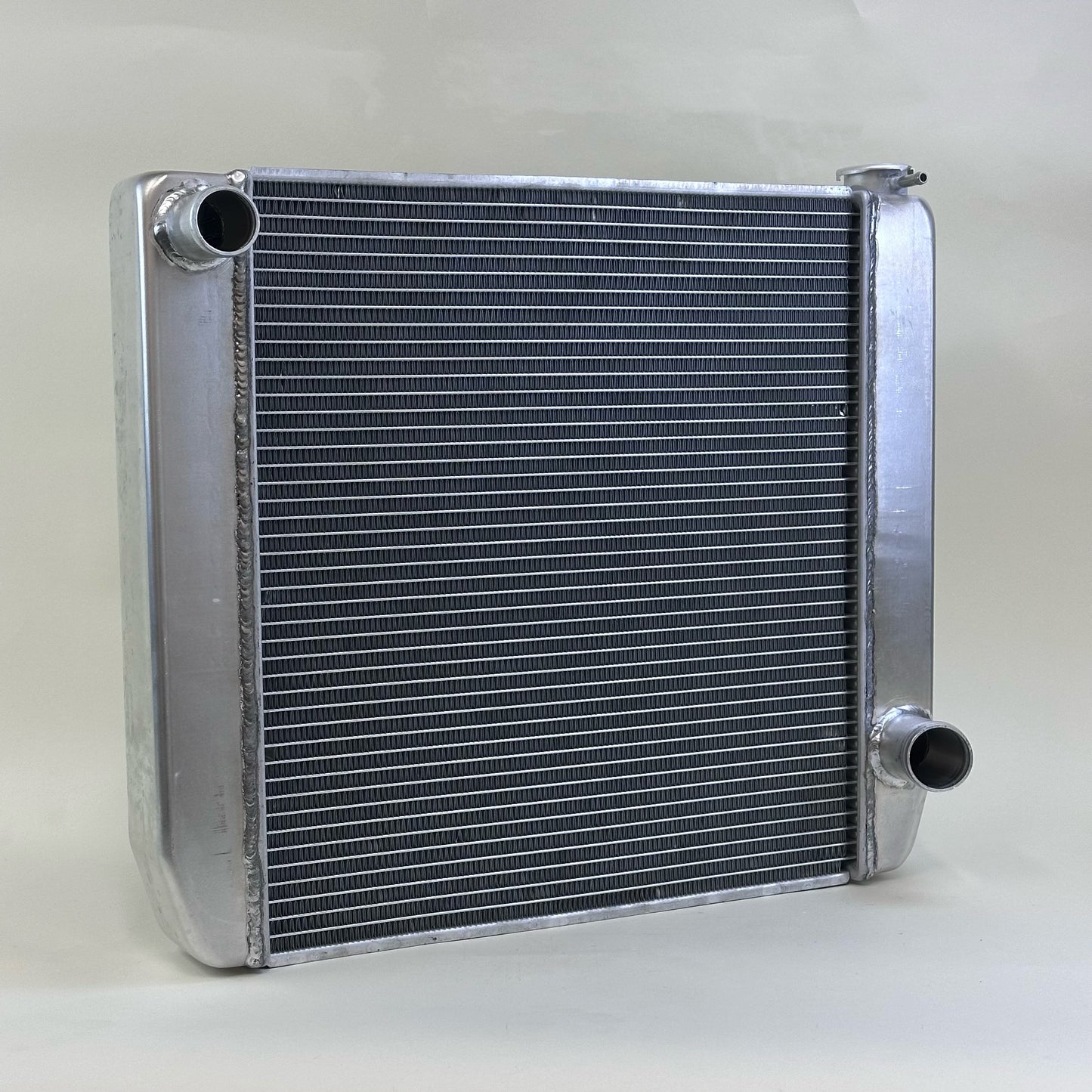 G166 Aluminum Universal Radiator Chevy 22x19 Single