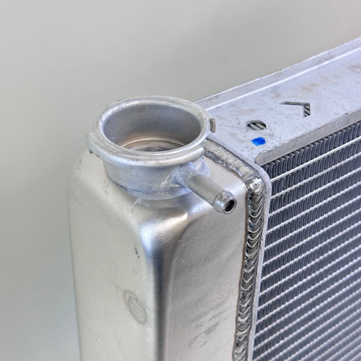 G171 Aluminum Universal Radiator Chevy 24x19x3 Double