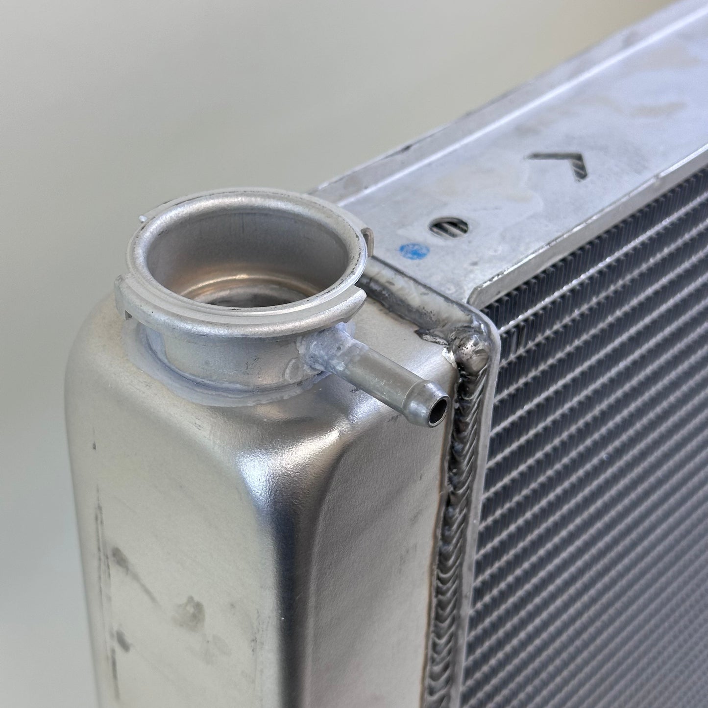 G172 Universal Racing Radiator for GM Chevy 19" x 26" Full Aluminum Double Pass