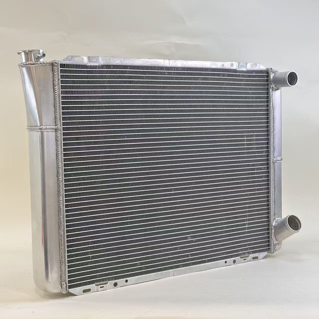 G260 Aluminum Universal Radiator Chevy 26x19x3 Double