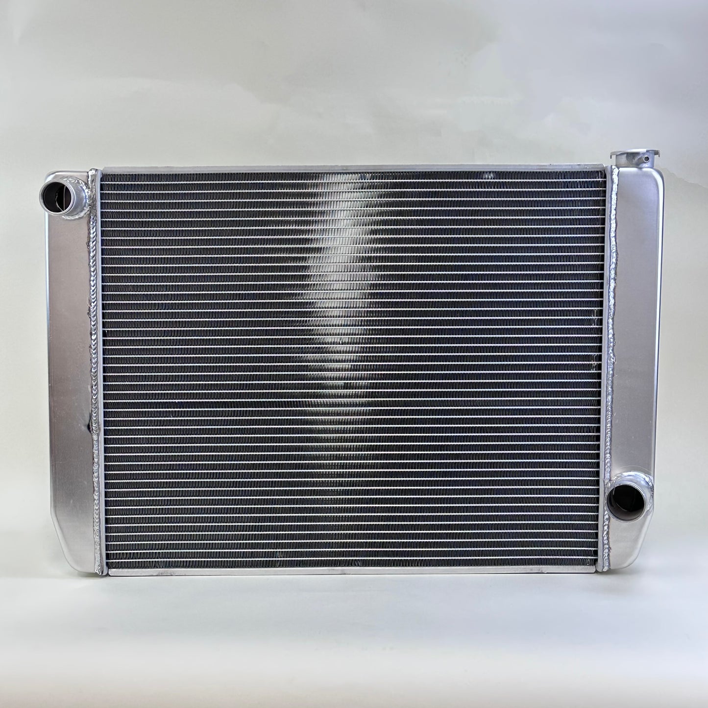 G168 Aluminum Universal Radiator Chevy 28x19x3 Single
