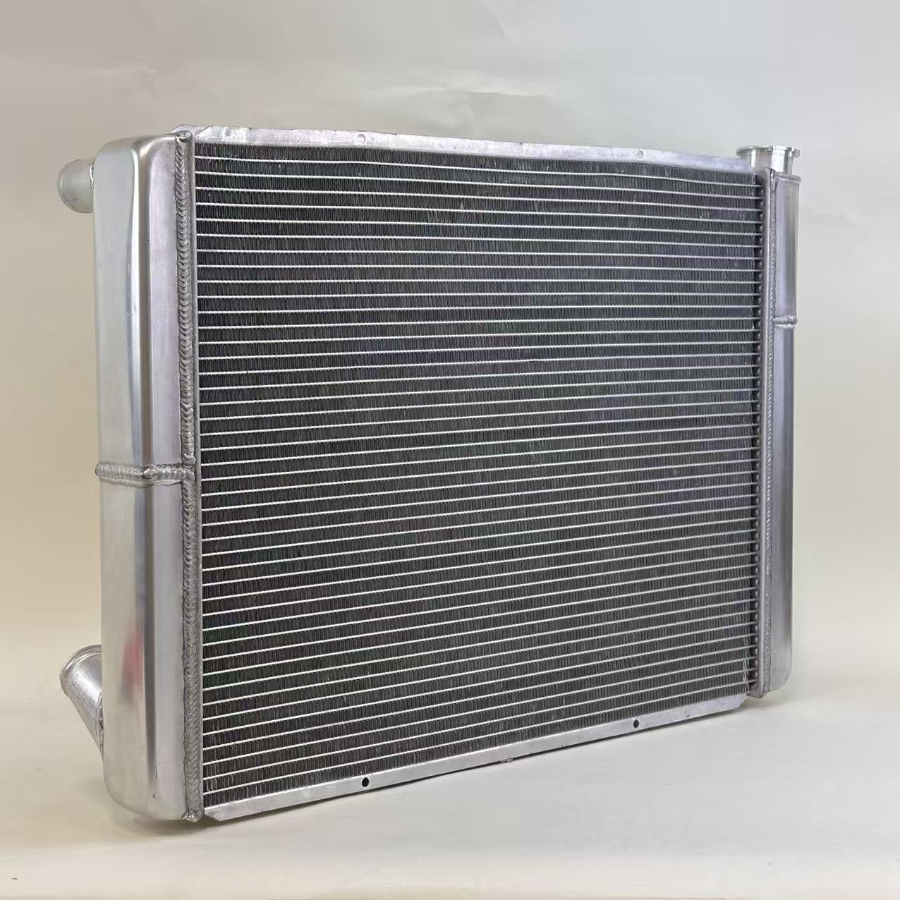 G260 Aluminum Universal Radiator Chevy 26x19x3 Double