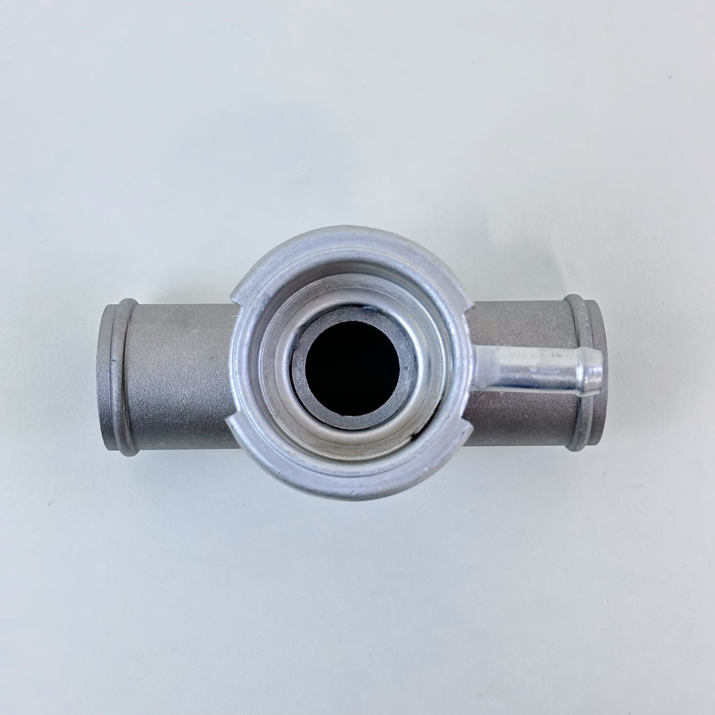 M022 Aluminum Upper Inline Radiator Hose Filler Adapter Water Neck 1-1/4" to 1-1/4"