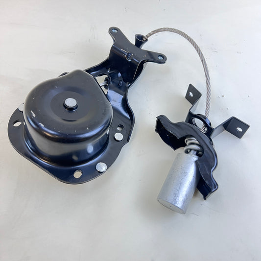 LR064520 Spare Tire Hoist for Land Rover