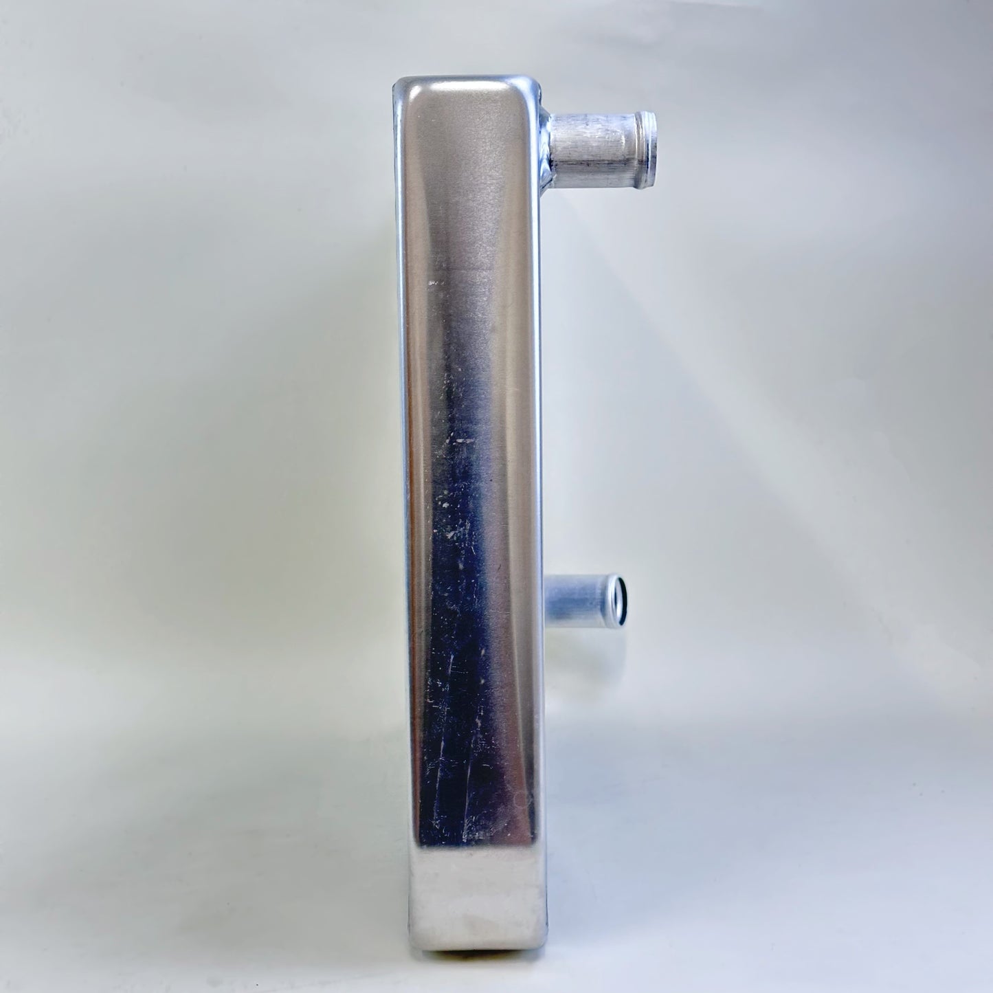 G167 Aluminum Universal Radiator Chevy 24x19 Single