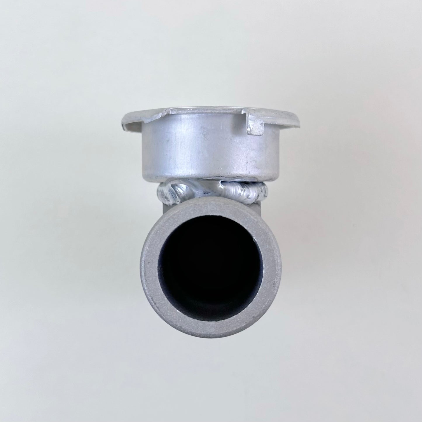 M022 Aluminum Upper Inline Radiator Hose Filler Adapter Water Neck 1-1/4" to 1-1/4"