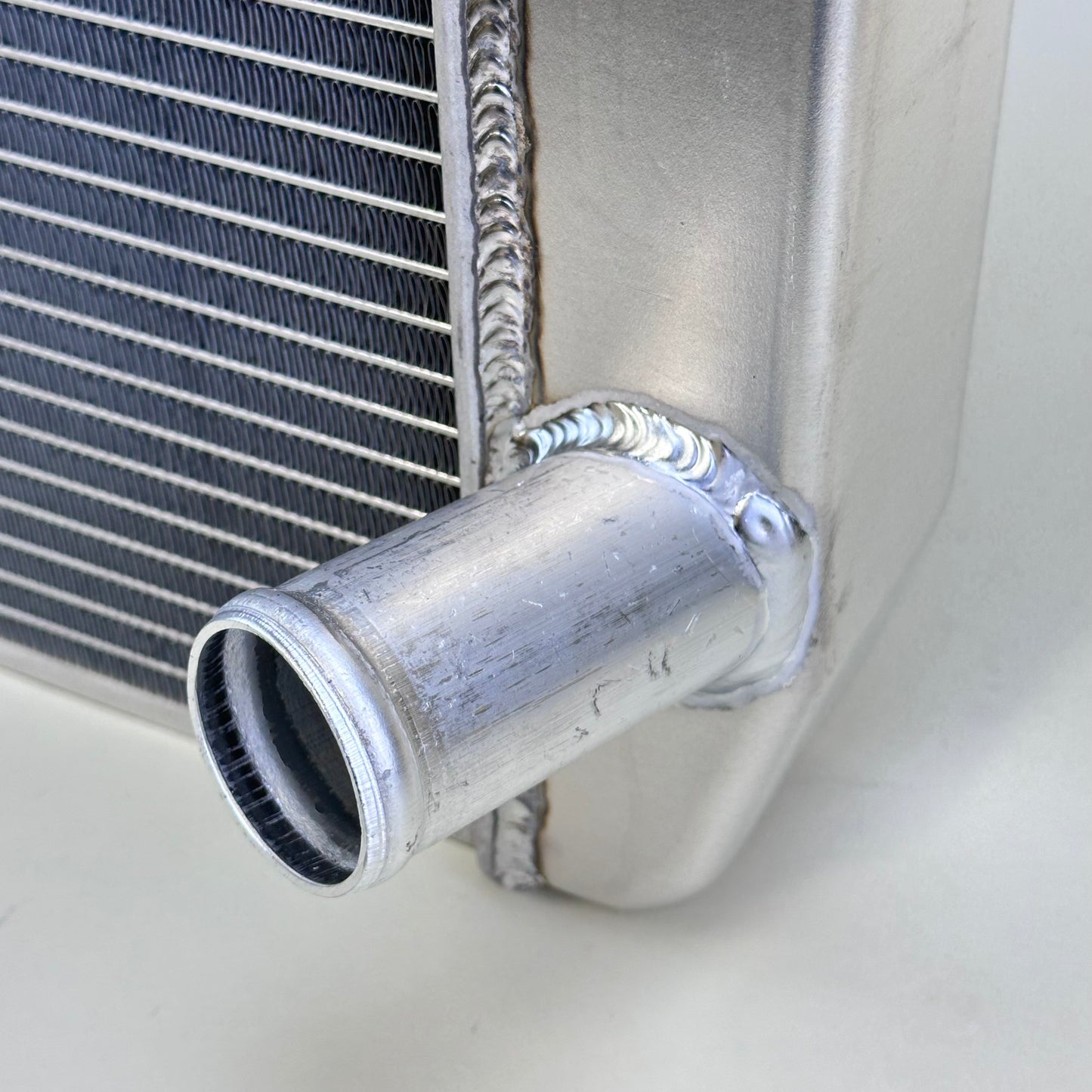 G167 Aluminum Universal Radiator Chevy 24x19 Single