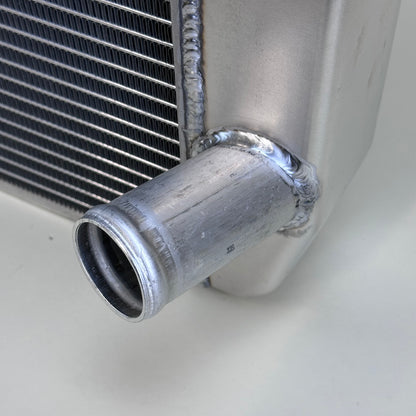 G168 Aluminum Universal Radiator Chevy 28x19x3 Single